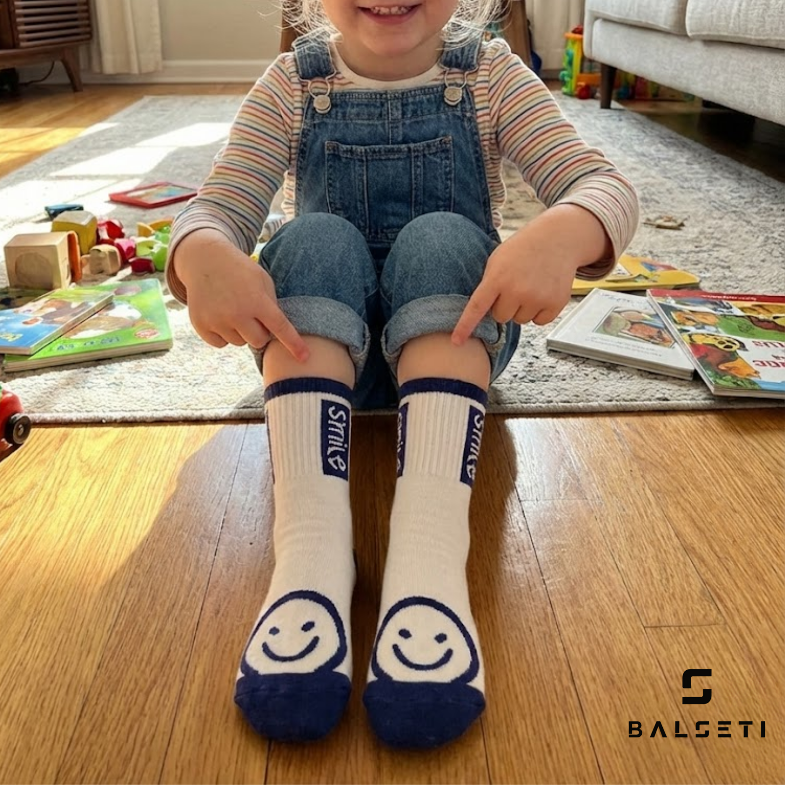 Calcetines para niños divertidos y con rayas de colores