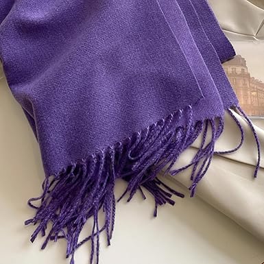 Bufanda Larga para Mujer con Flecos Morada