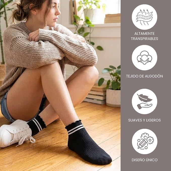 Calcetines tobilleros a rayas con estampado divertido