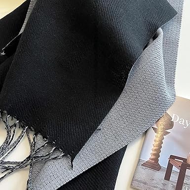 Bufanda Larga para Mujer con Flecos Negro