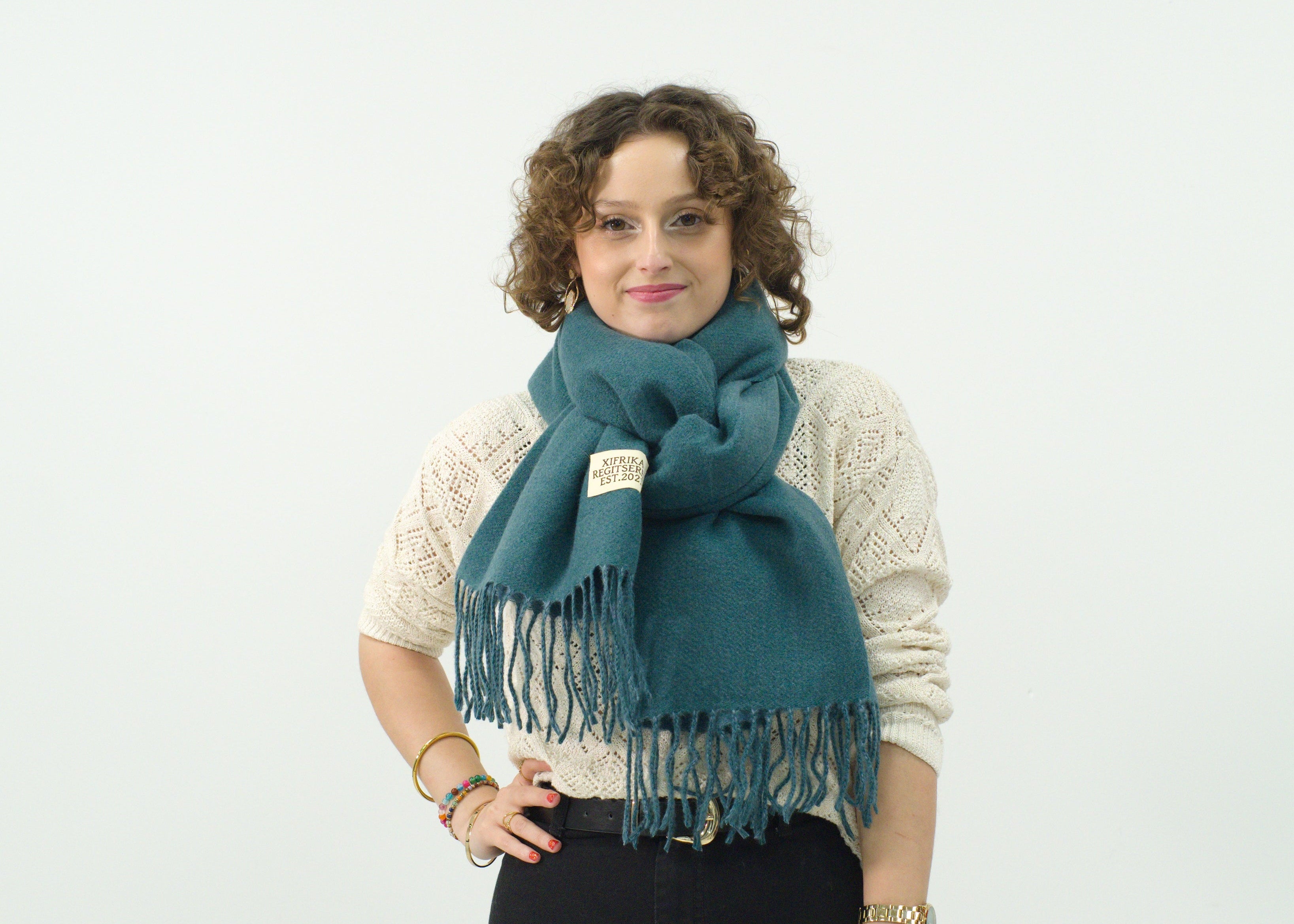 Bufanda larga para mujer con flecos