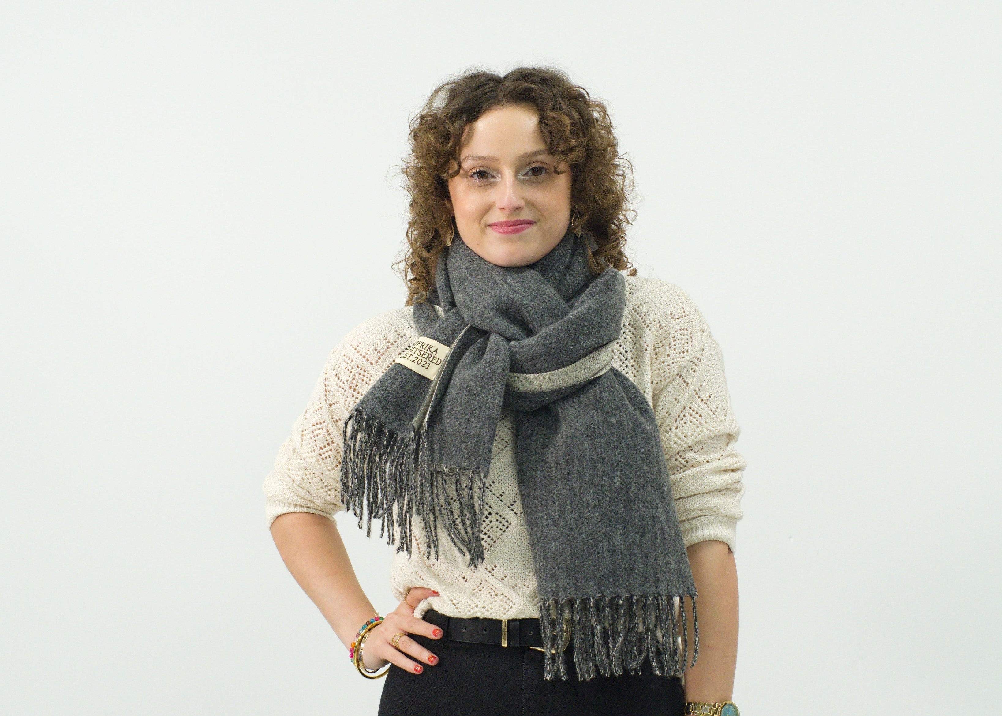 Bufanda larga para mujer con flecos