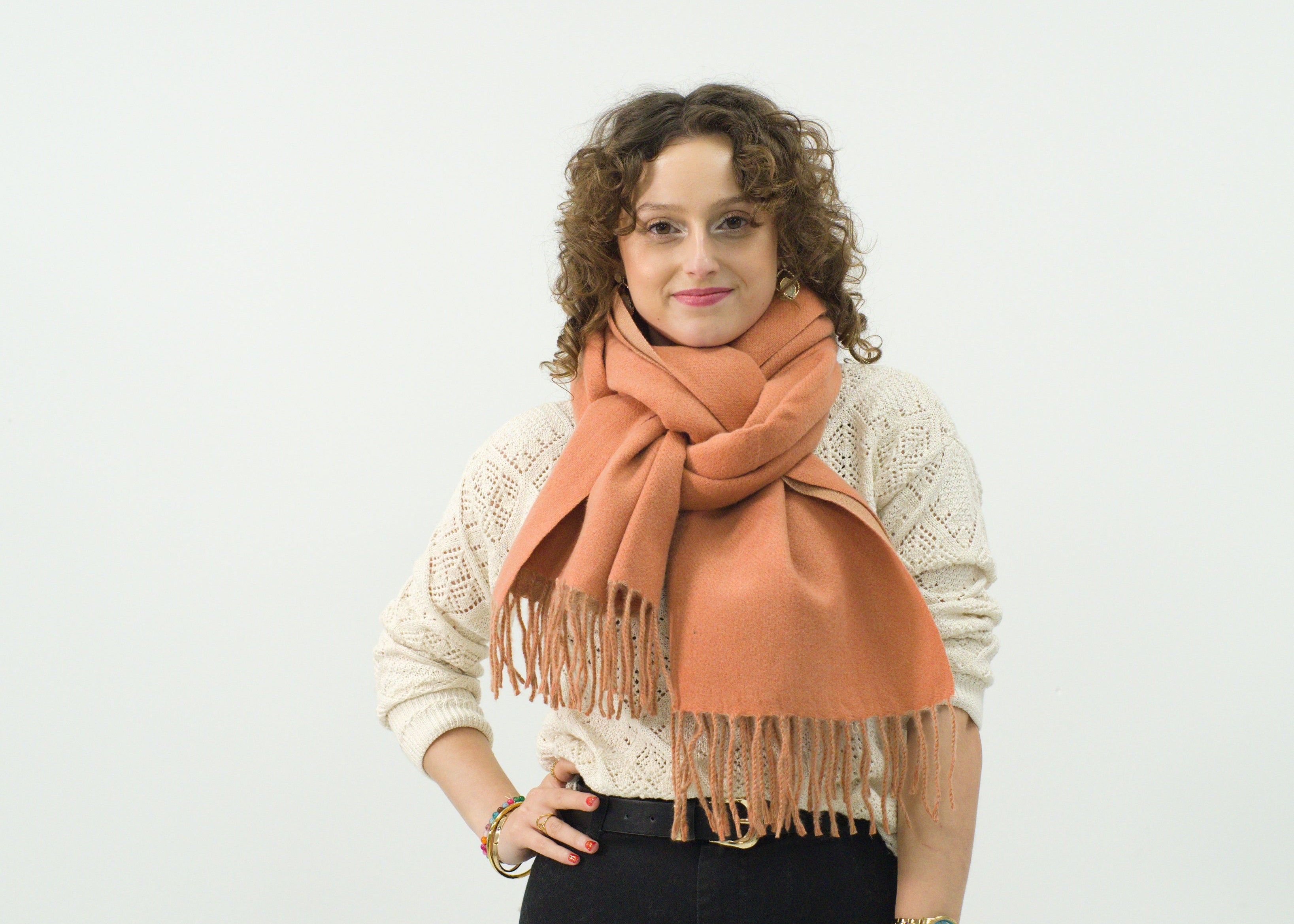 Bufanda larga para mujer con flecos