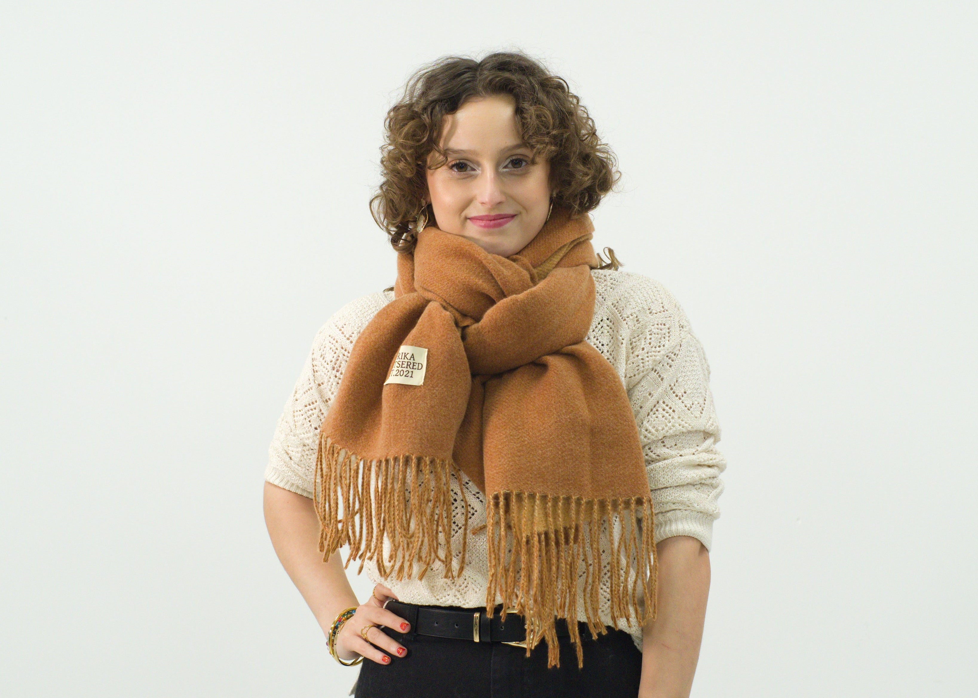 Bufanda larga para mujer con flecos