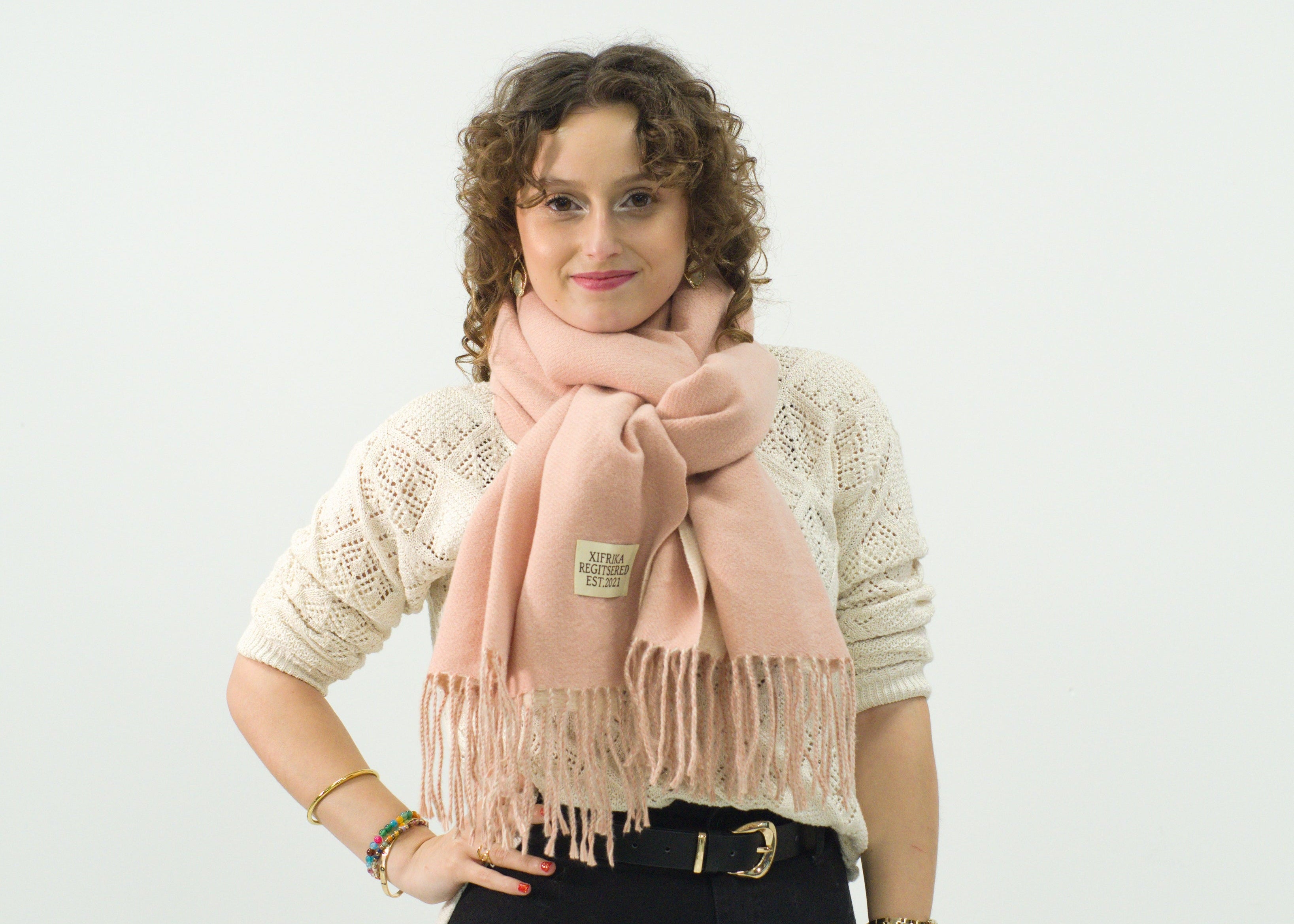 Bufanda larga para mujer con flecos