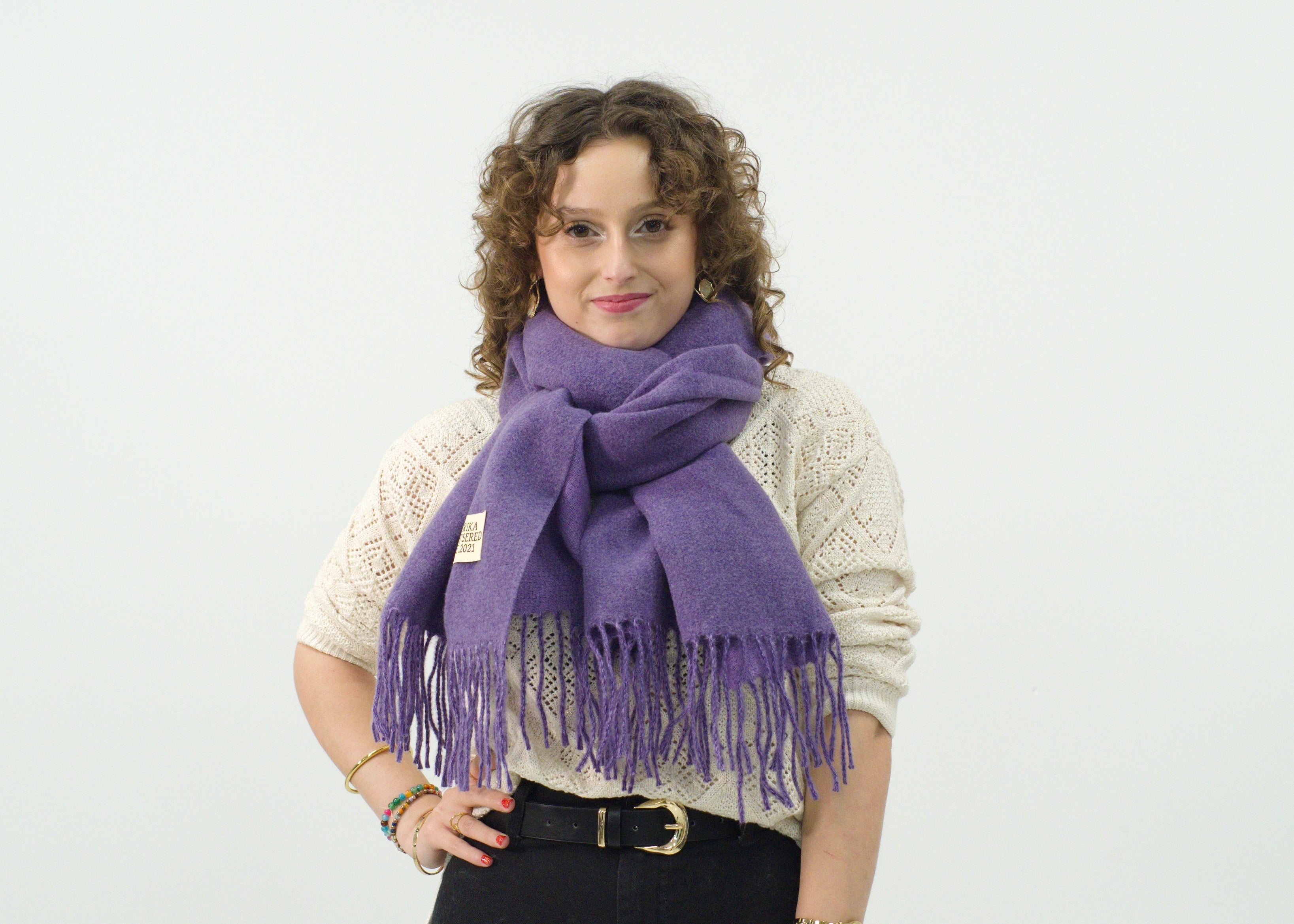 Bufanda larga para mujer con flecos