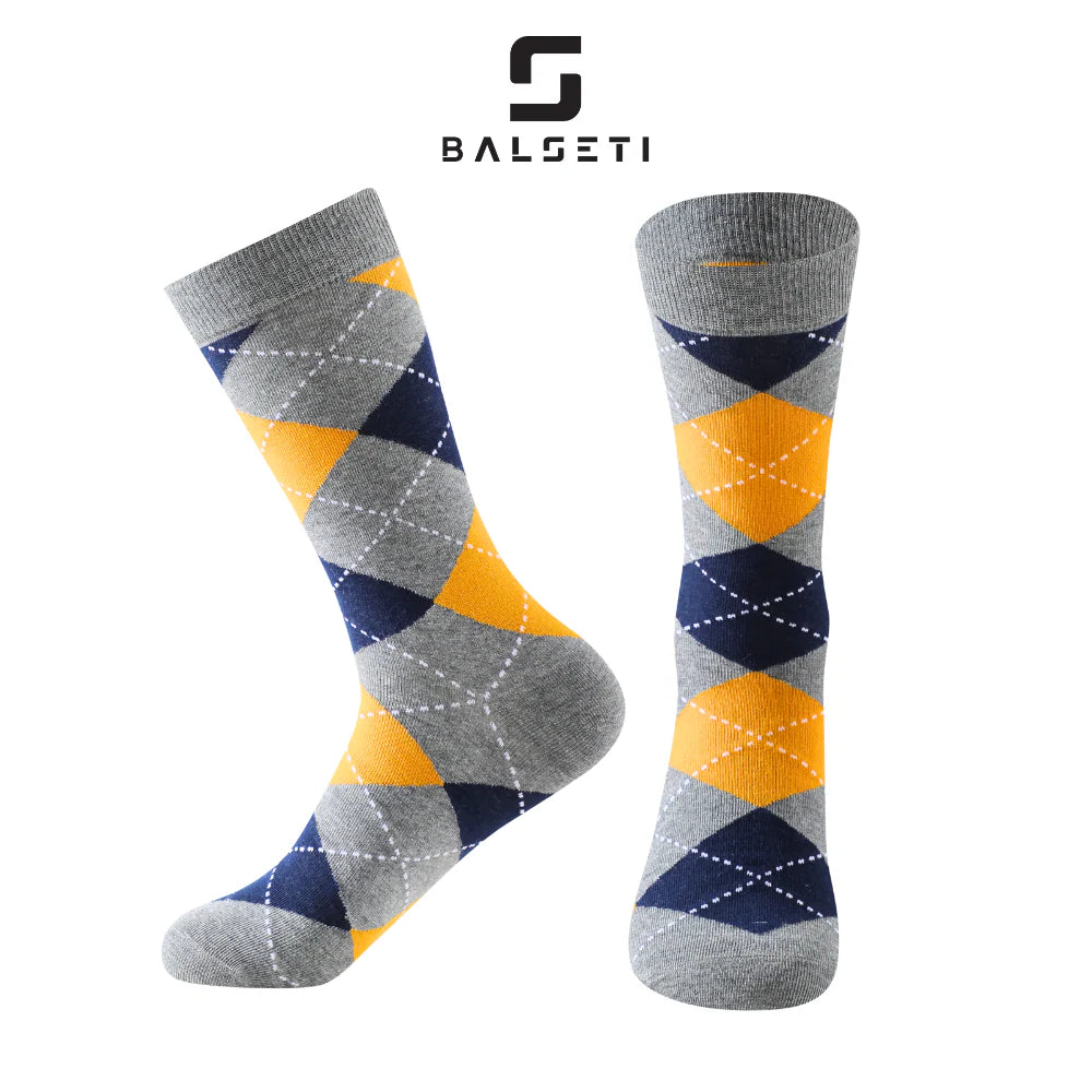 Calcetines media caña formales y básicos de rayas y rombos