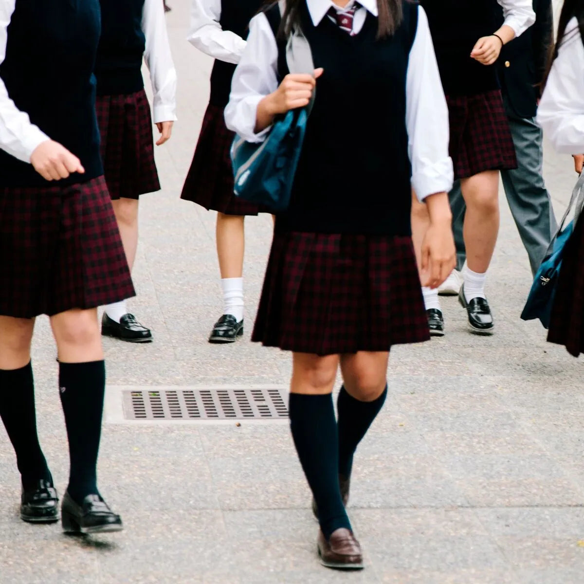 Calcetines caña alta para uniforme escolar y negocios