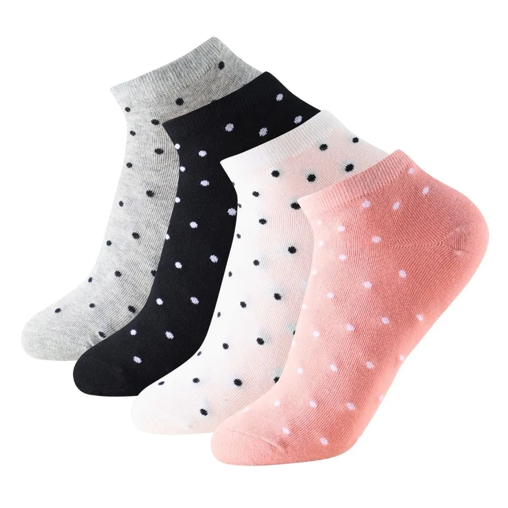 Calcetines tobilleros de lunares sobre varios colores
