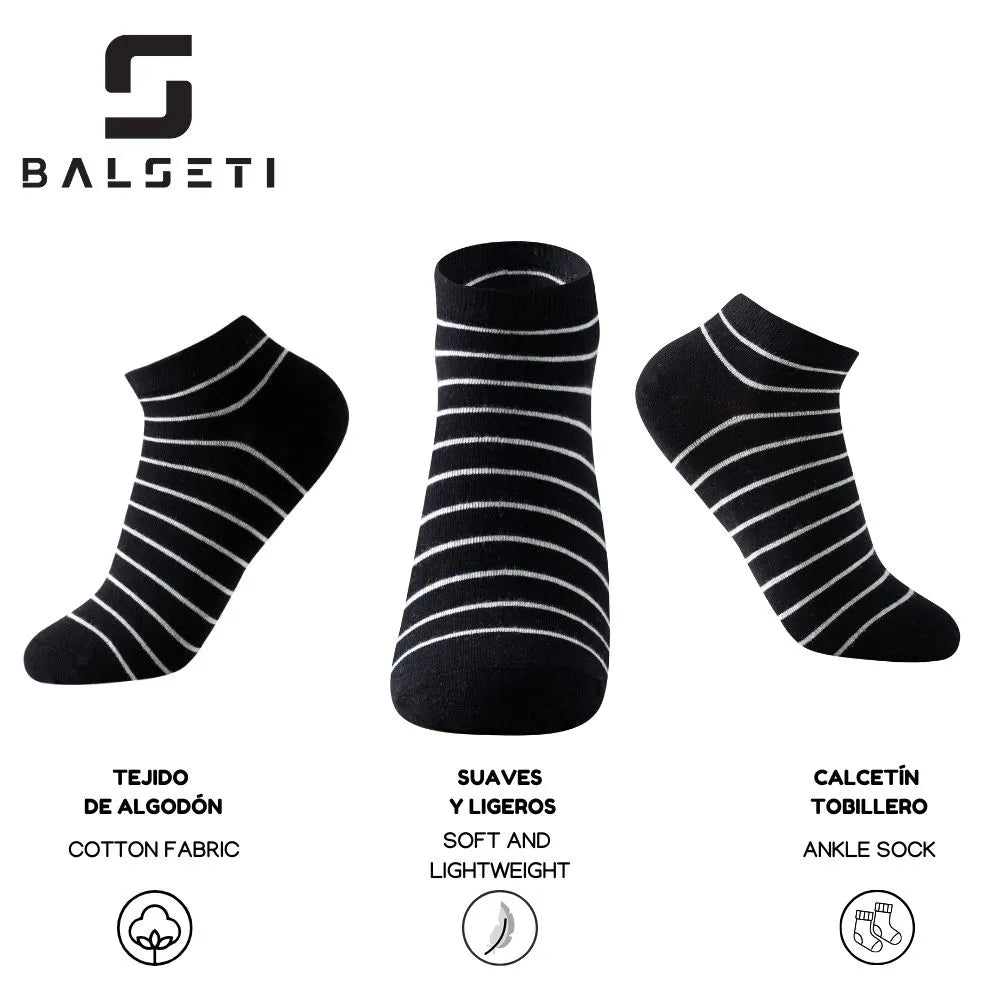 Calcetines tobilleros a rayas sobre varios colores