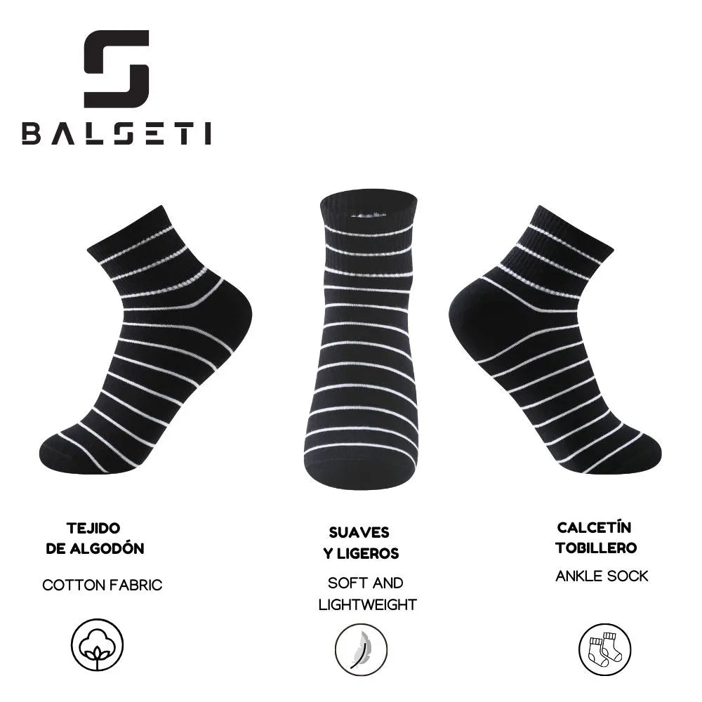 Calcetines tobilleros de rayas y lunares en blanco y negro