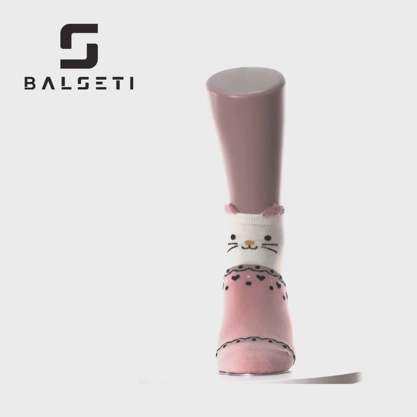 Cargar vídeo: Calcetines tobilleros de gatos con orejitas y corazones